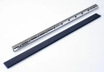 Профиль в комплекте с резиной для склиза для окон без ручки 45 см (артикул производителя VMIC0029)